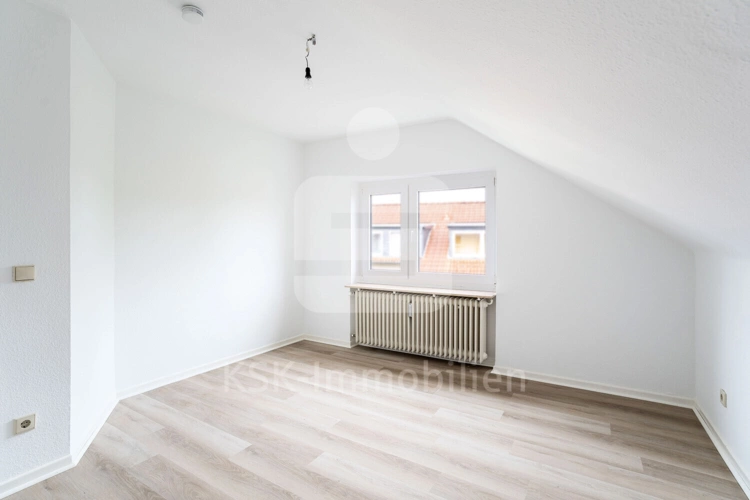 Schlafzimmer Dachgeschoss Schützheider Weg 33