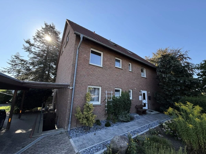 Ansicht West / Eingang