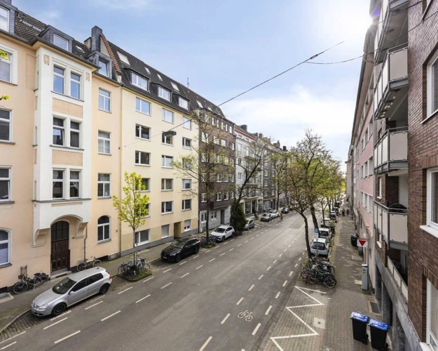 Straßenansicht