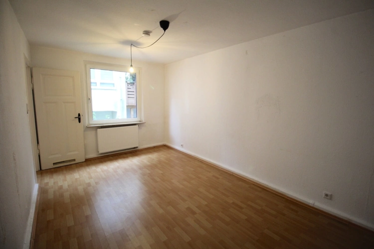 Wohn-:Schlafzimmer2