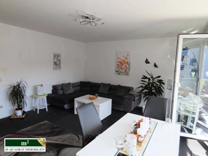 Wohn- u. Eßzimmer