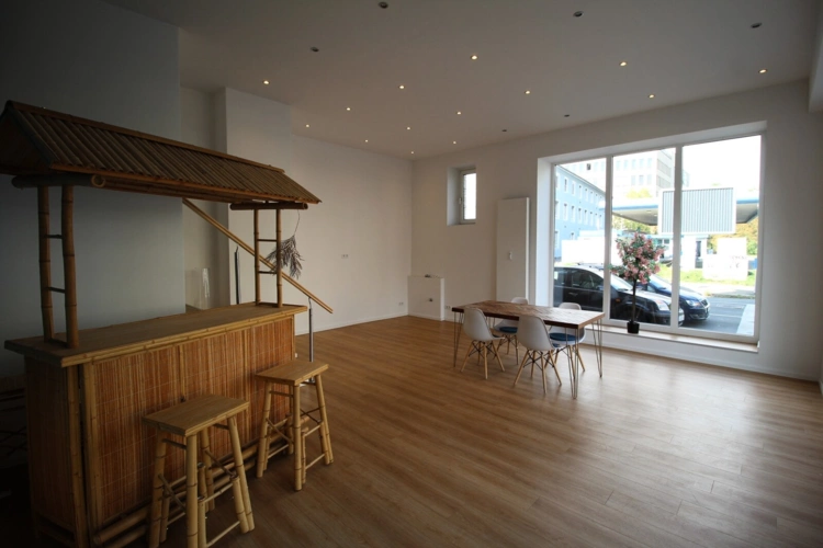 Verkaufsraum.ebenso2