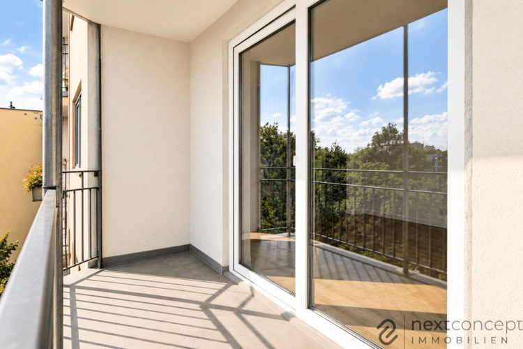 Balkon (KI-generiert)