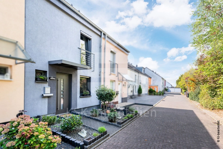 Straßenansicht