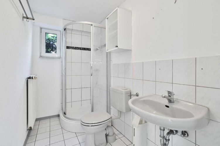 Duschbad Untergeschoss