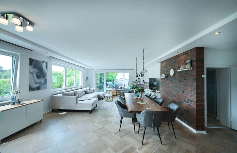 Wohnzimmer EG