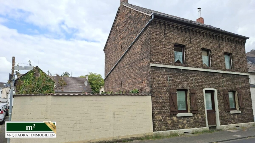 Einfamilienhaus Straßenseite