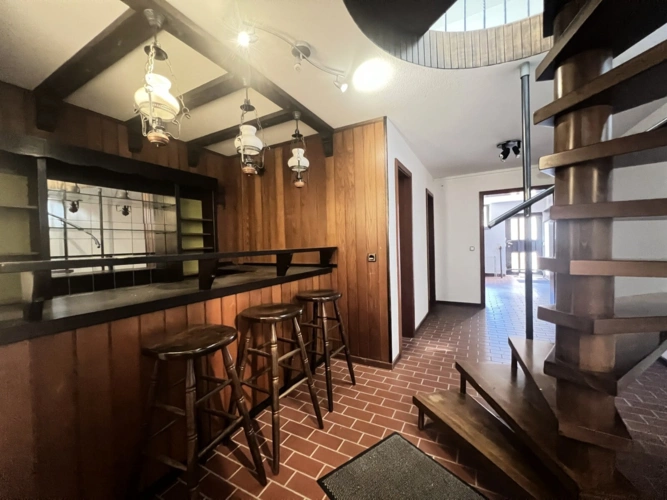 Kellerbar