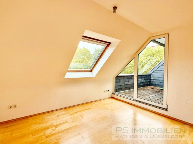 Kinderzimmer / Büro