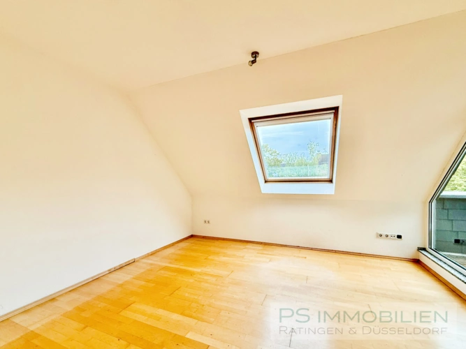 Kinderzimmer / Büro
