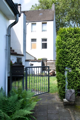 Zugang über den Garten
