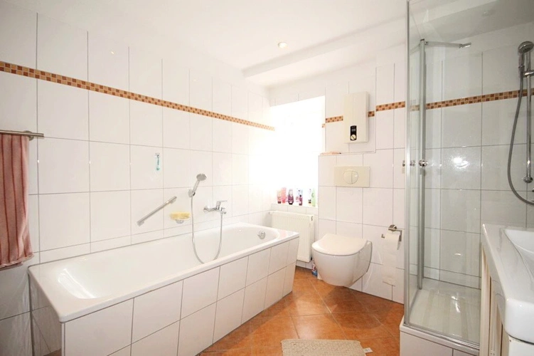 Badezimmer 1. Obergeschoss