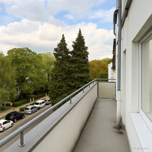 Balkon zur Straßenseite