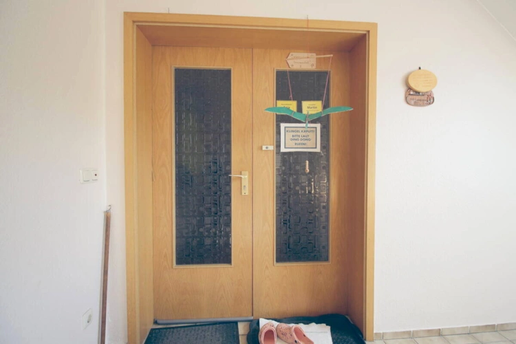 Eingangstür Wohnung OG