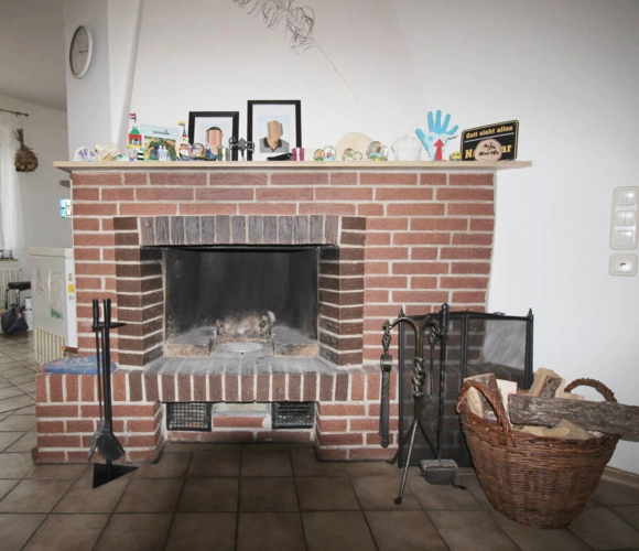 Offener Kamin im Wohnzimmer OG