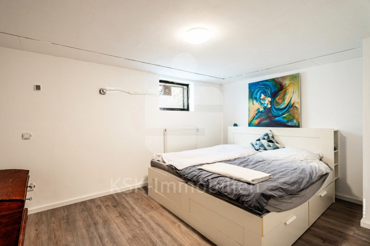 Schlafzimmer Untergeschoss