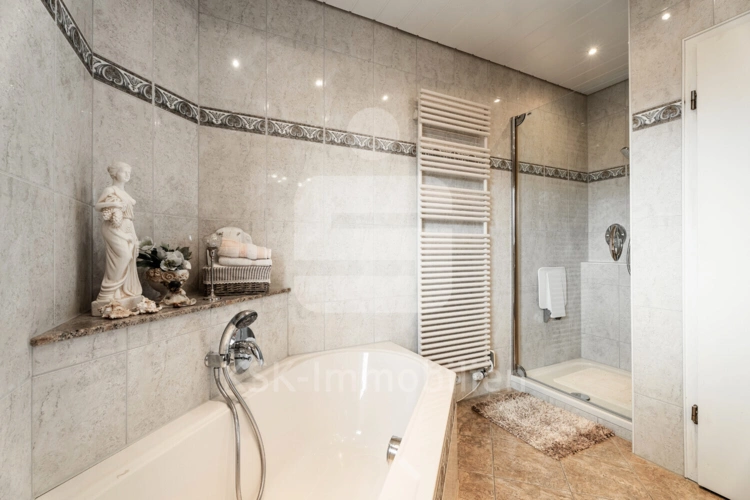 Badezimmer Erdgeschoss
