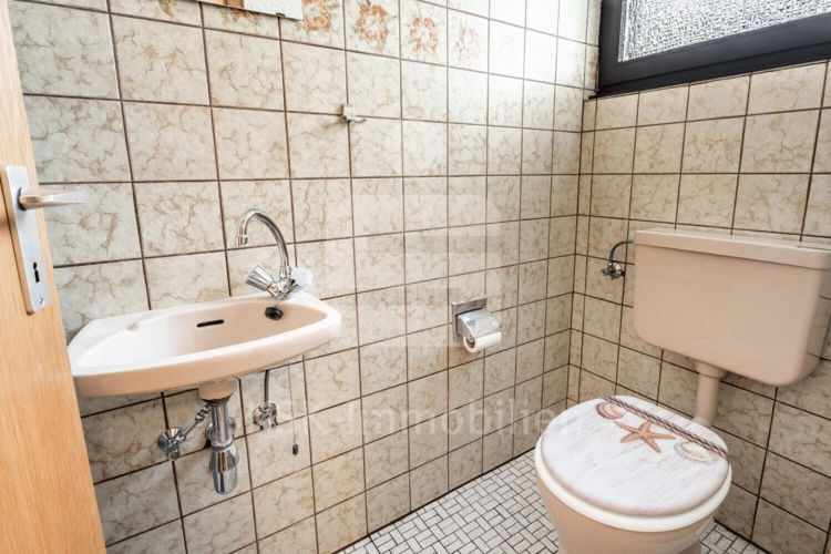 Gäste-WC Erdgeschoss