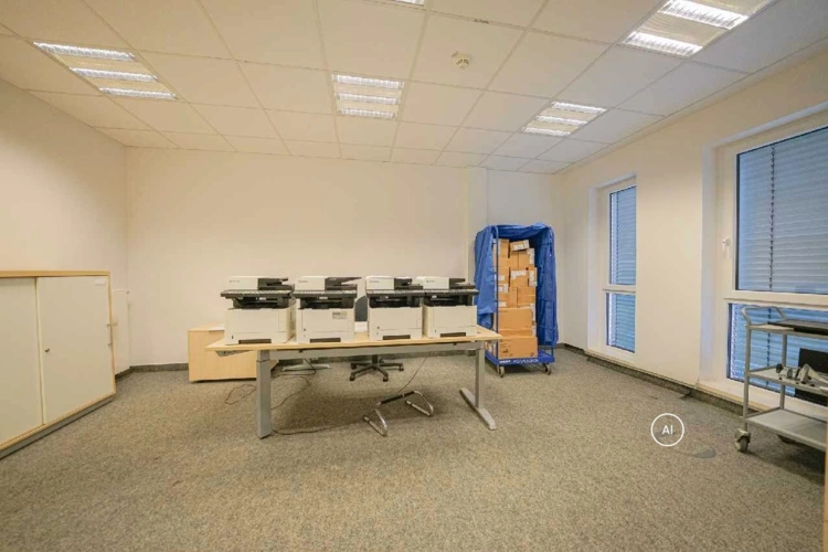Büro 7
