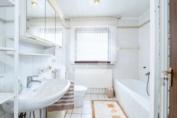 Badezimmer Erdgeschoss