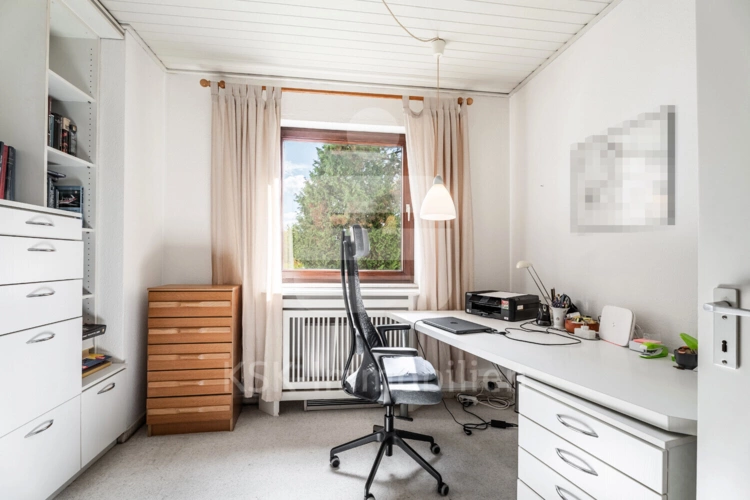 1. Zwischengeschoss Zimmer