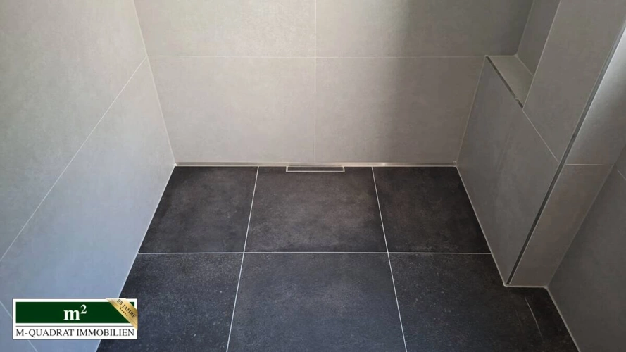 Badezimmer EG