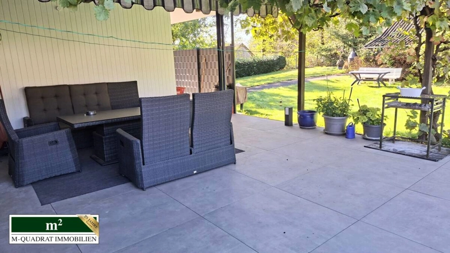 überdachte Terrasse