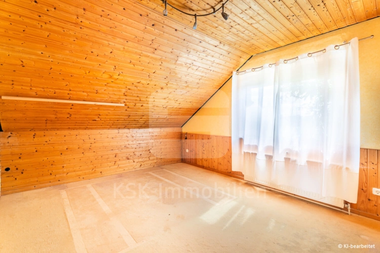Dachgeschoss Zimmer 2