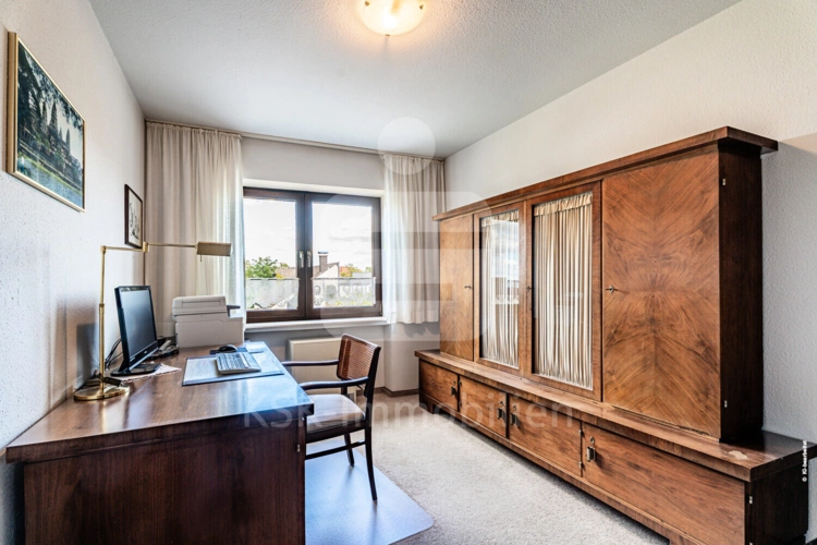 Arbeitszimmer