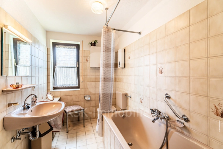 Badezimmer Dachgeschoss