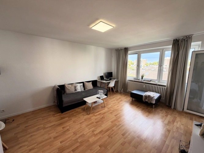 Wohn-Schlafzimmer- 2.Blick