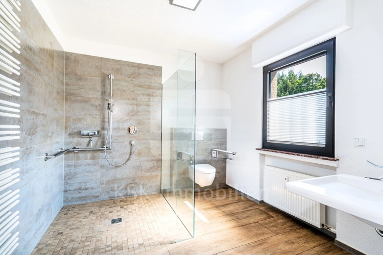 Badezimmer Erdgeschoss