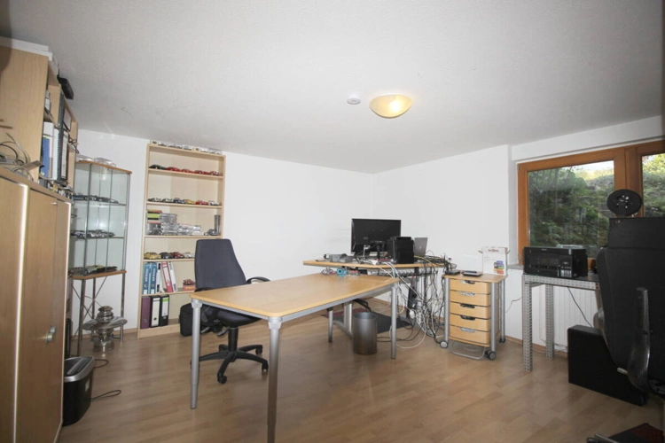 Büro im UG