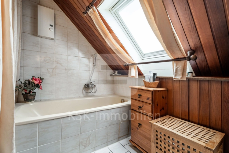 Badezimmer Dachgeschoss