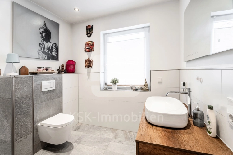 Badezimmer Erdgeschoss (1)