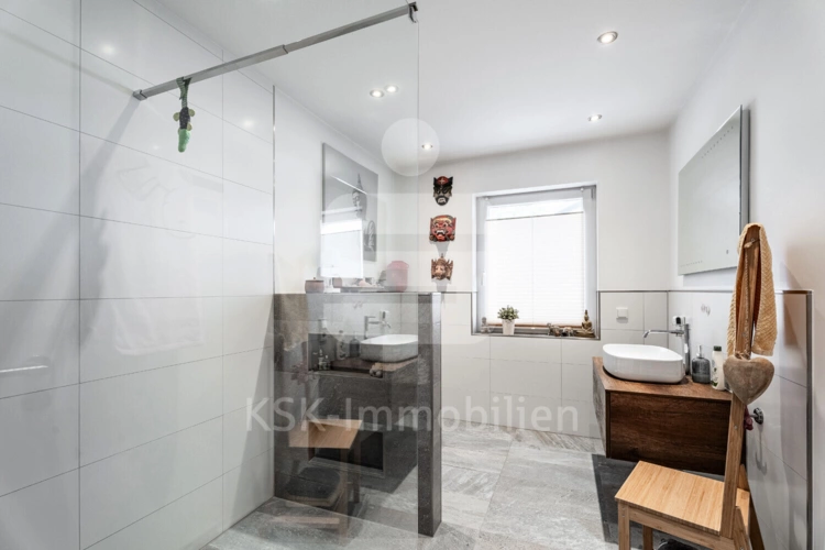Badezimmer Erdgeschoss (2)