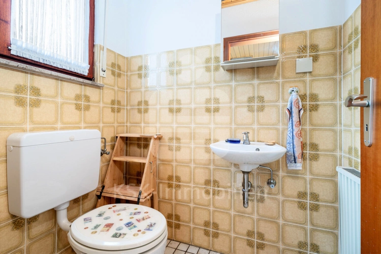 Gäste-WC Erdgeschoss