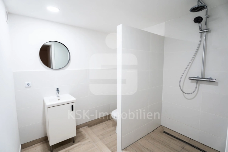 Badezimmer Kellergeschoss
