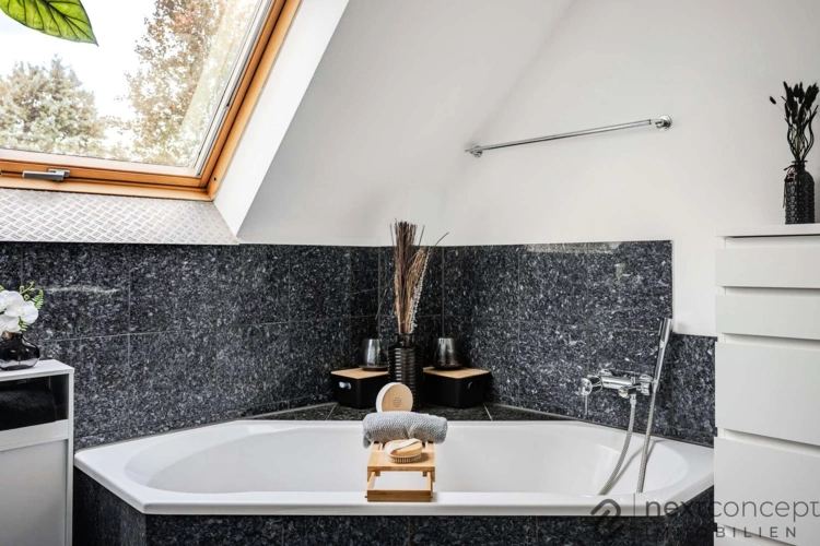 Eck-Badewanne
