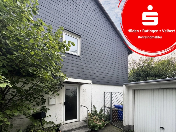 Eingangsbereich und Garage
