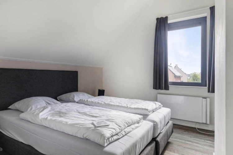 Schlafzimmer 2