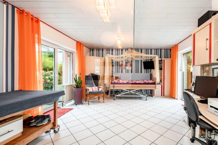 Zimmer Erdgeschoss
