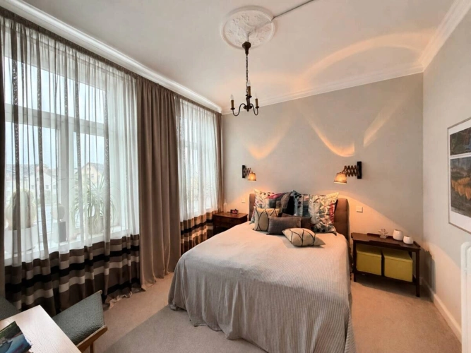 Zimmer / Ankleidezimmer
