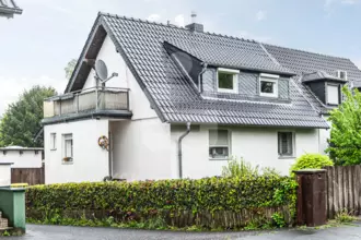 Doppelhaushälfte in guter Lage.