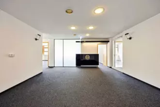 Helle Büroflächen mit optionaler Lagerfläche und in Ratingen-West