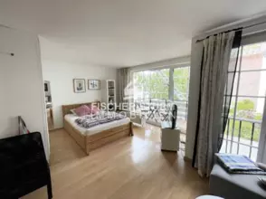 Düsseldorf-Unterbilk! Apartment! Ruhig mit Balkon und Lift und Einbauküche!