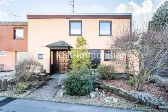 Frechen-Bachem, sehr gepflegtes Reiheneckhaus mit Garage auf Erbpachtgrundstück ...