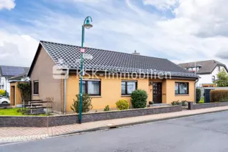 Modernisierter Bungalow mit sehr niedrigem Erbbauzins!