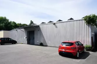 Provisionsfrei: Ebenerdiges Lager (ca. 190 m²) mit Büro (ca. 64 m²) in Rtg.-West
