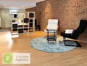 Möbliertes Großraumapartment mit Stellplatz und WLAN,
Düsseldorf-Oberrath, Hetje...